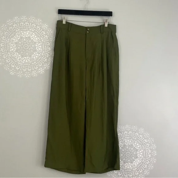 Madewell Drapey Pleated Wide Leg Cropped Pants in Kale Green Size 10 - Picture 1 of 7